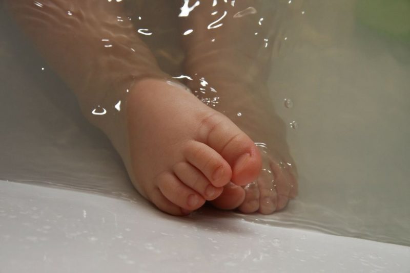 Mijn kinderen gaan niet elke dag in bad (en dat is prima)