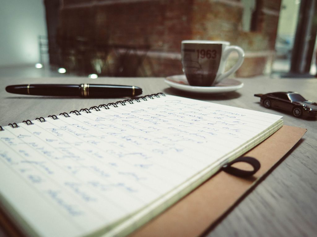 schrijven, bloggen, koffie, auto